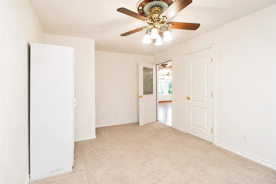 Photo of 3260 Howard Road