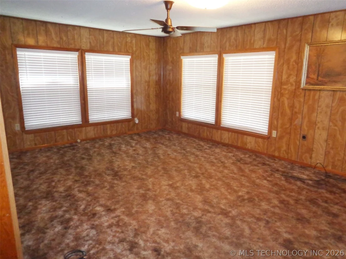 Photo of 211 Oak Avenue