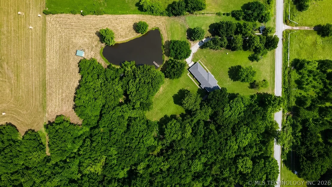 Photo of 19183 S Prairie Bell Road