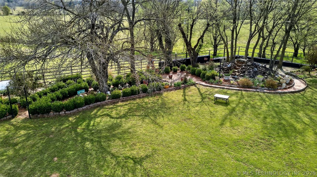 Photo of 21185 E Highway 9
