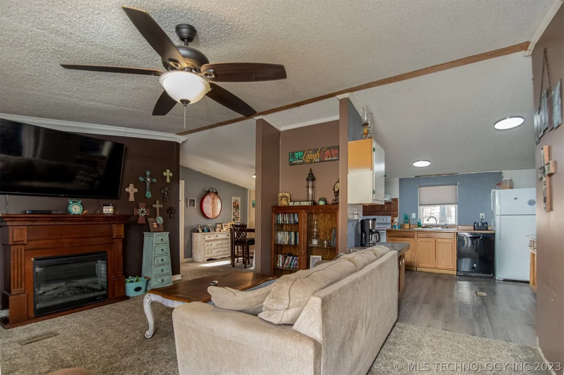 Photo of 219 Mistletoe Lane