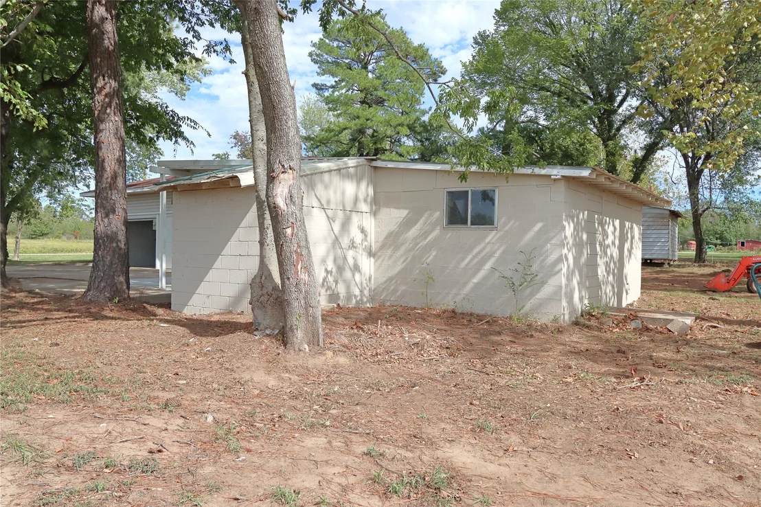 Photo of 8441 Old Taft Road