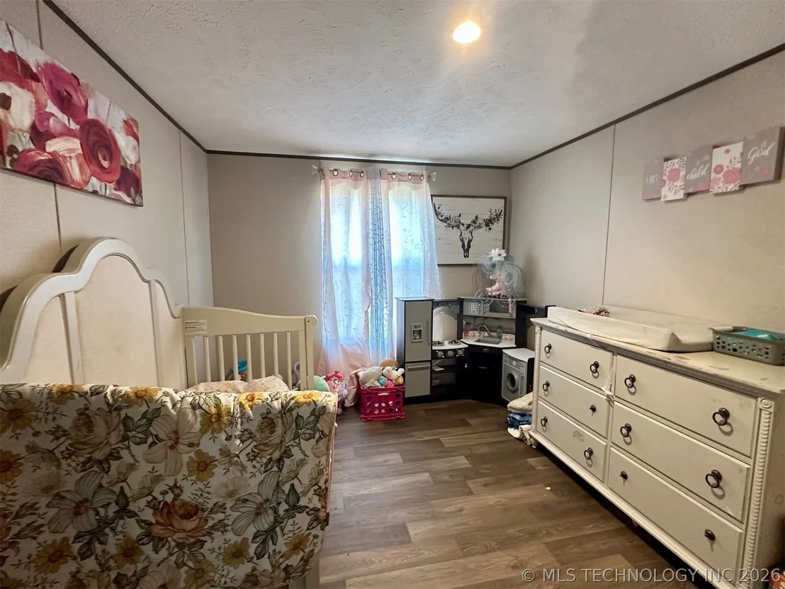 Photo of 12163 Snell