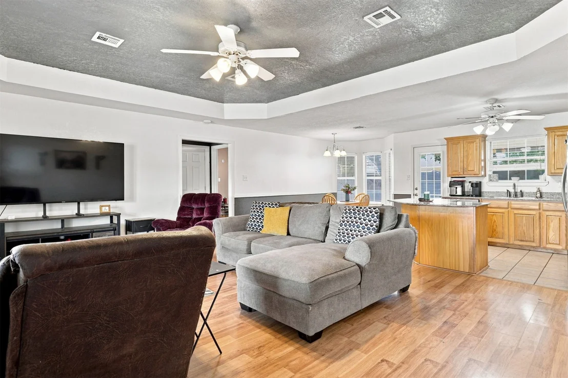 Photo of 183 Summit Circle