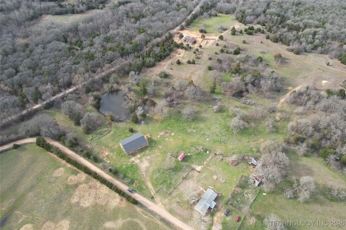 Photo of 1860 W Bumpass
