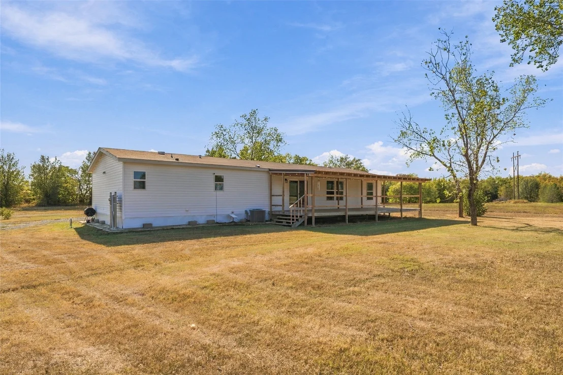 Photo of 615 Jonathan Place