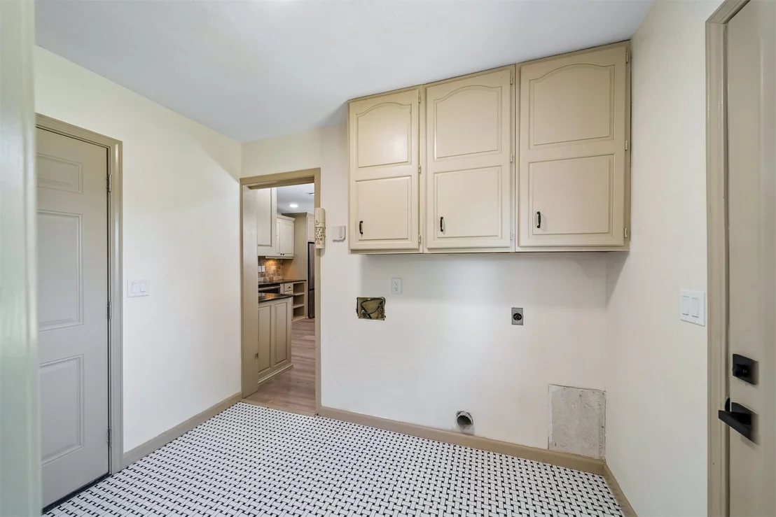 Photo of 31475 Dunegan Road