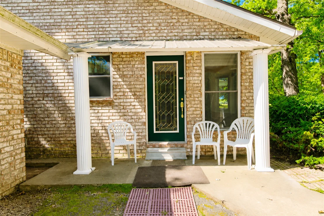 Photo of 3260 Howard Road
