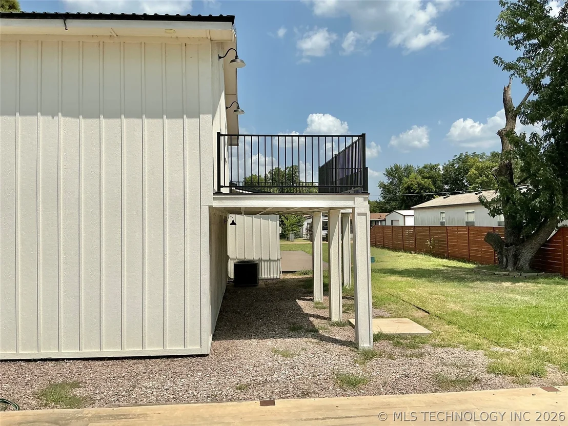 Photo of 8959 Birch Street