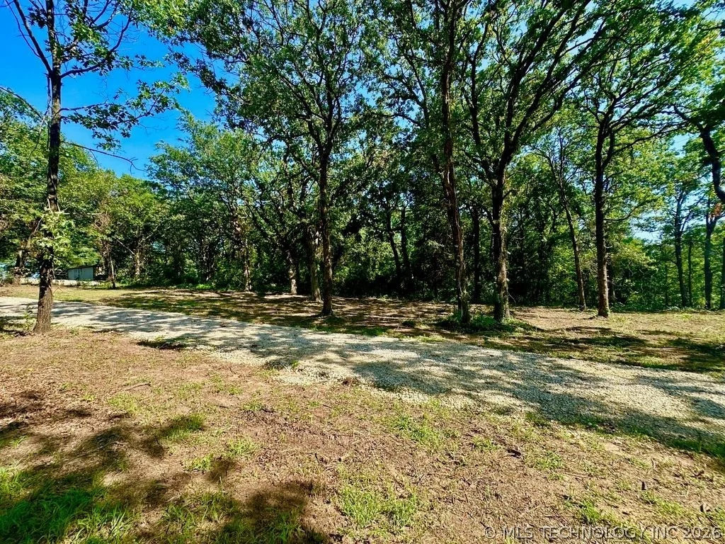 Photo of 2142 Edge Road