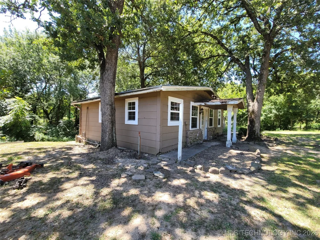 Photo of 395 Bower Road
