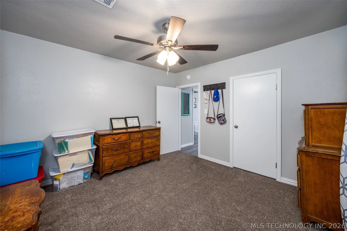 Photo of 647 Sawmill Road