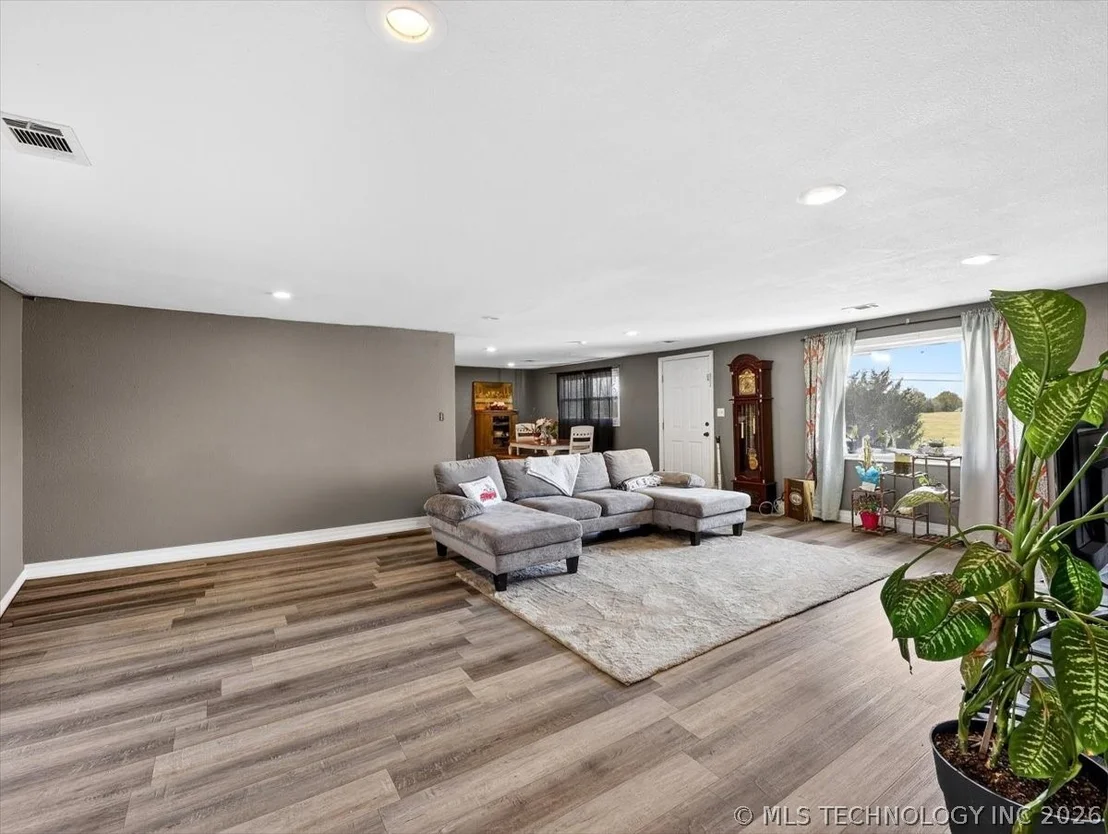 Photo of 602 Martindale Lane
