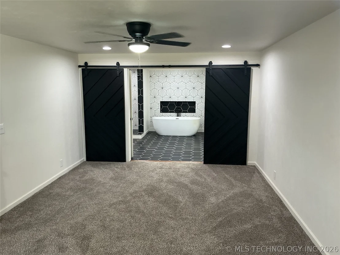 Photo of 8959 Birch Street