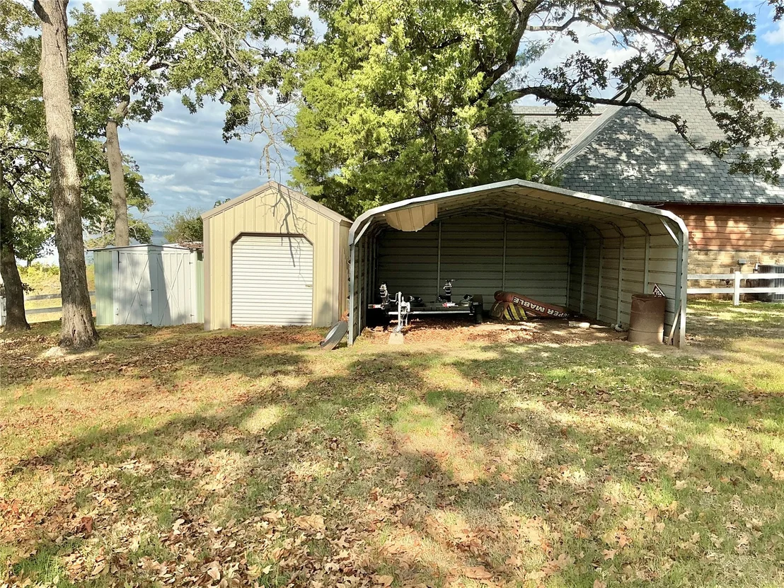Photo of 493 N Sand Point Road