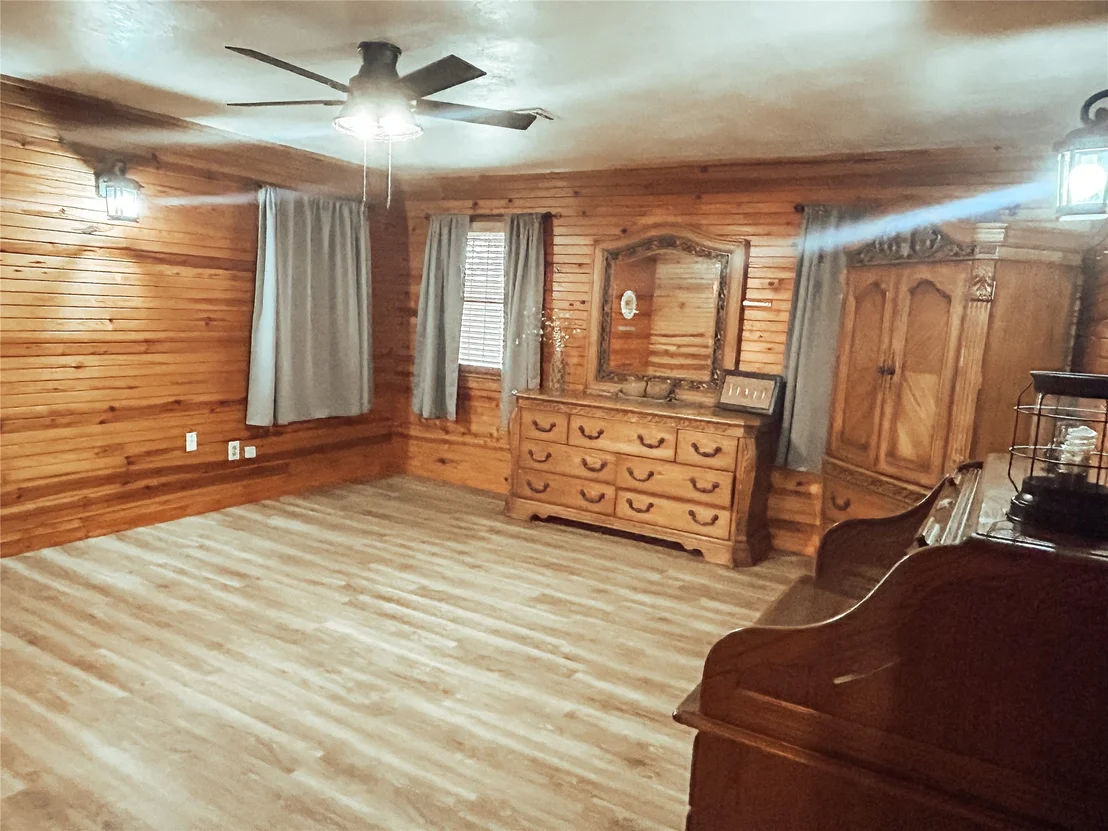 Photo of 589 Mohawk Drive