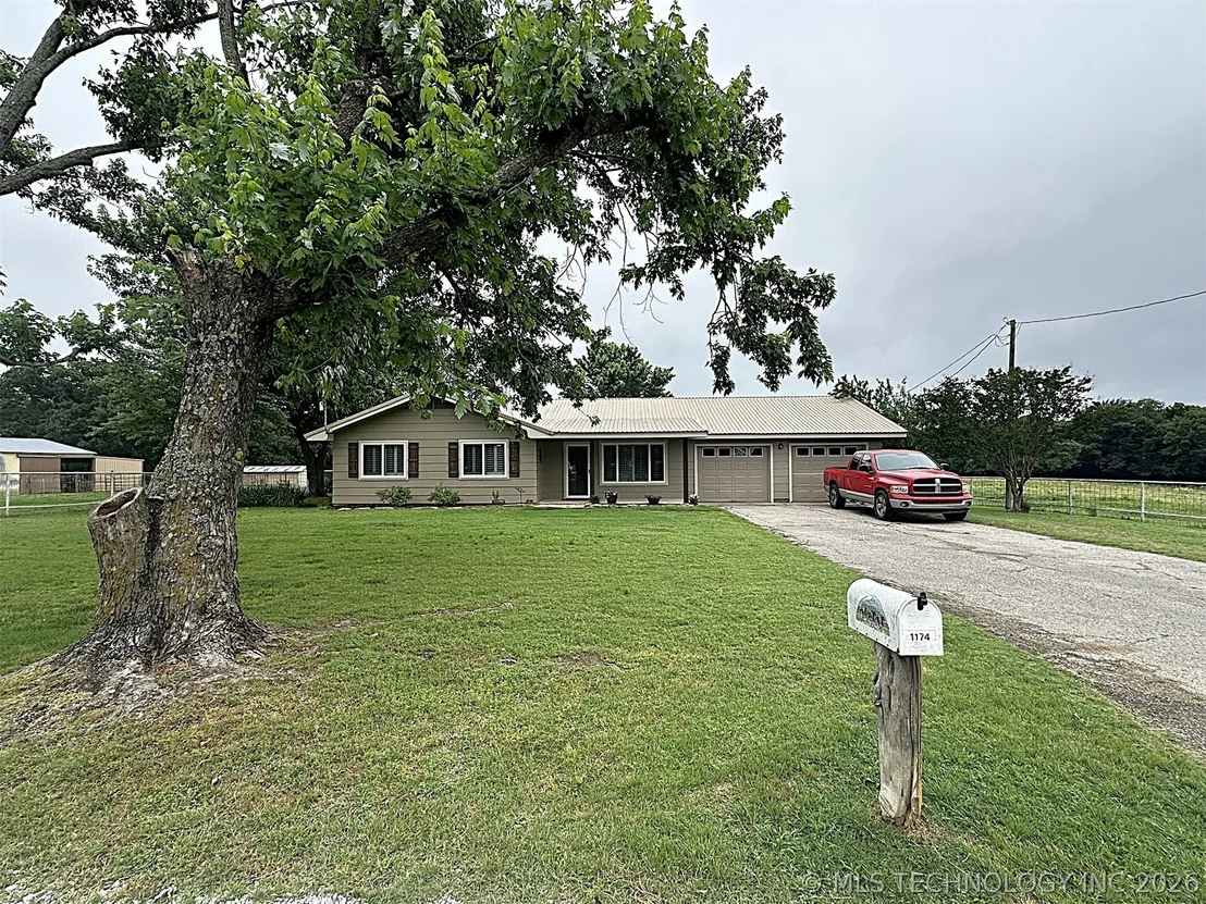 Photo of 1174 Concord
