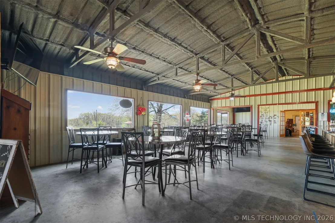Photo of 3565 Sawmill Road