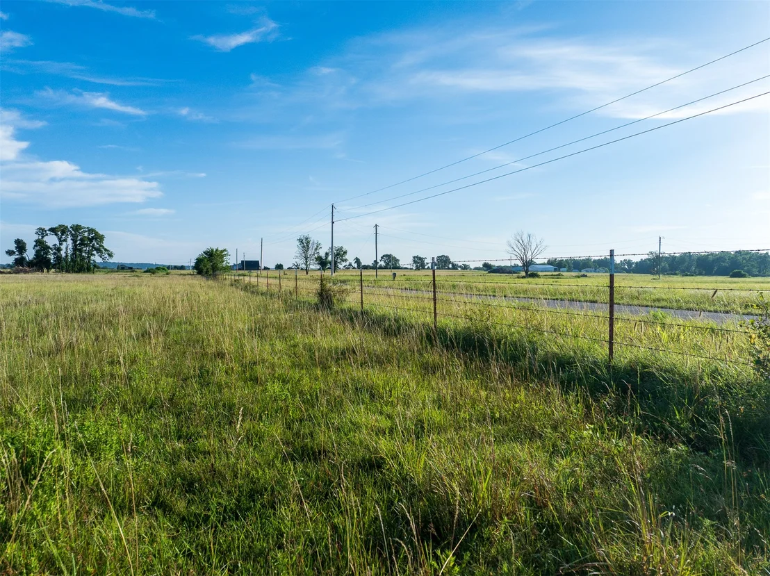 Photo of 2 N 427 Road