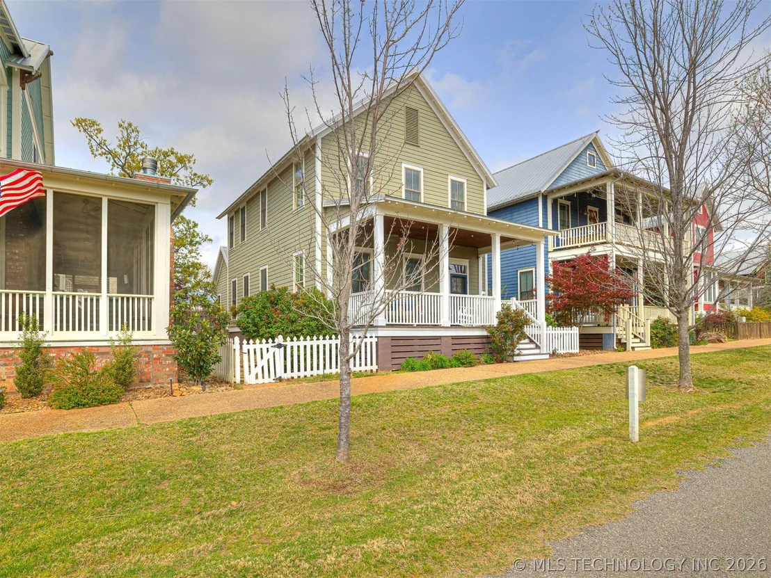 Photo of 25 Boulevard
