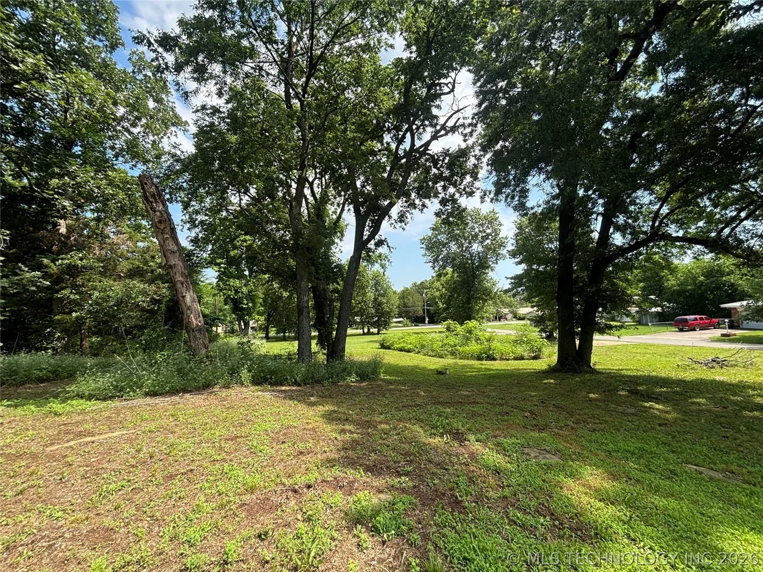 Photo of 316 S 6th Street