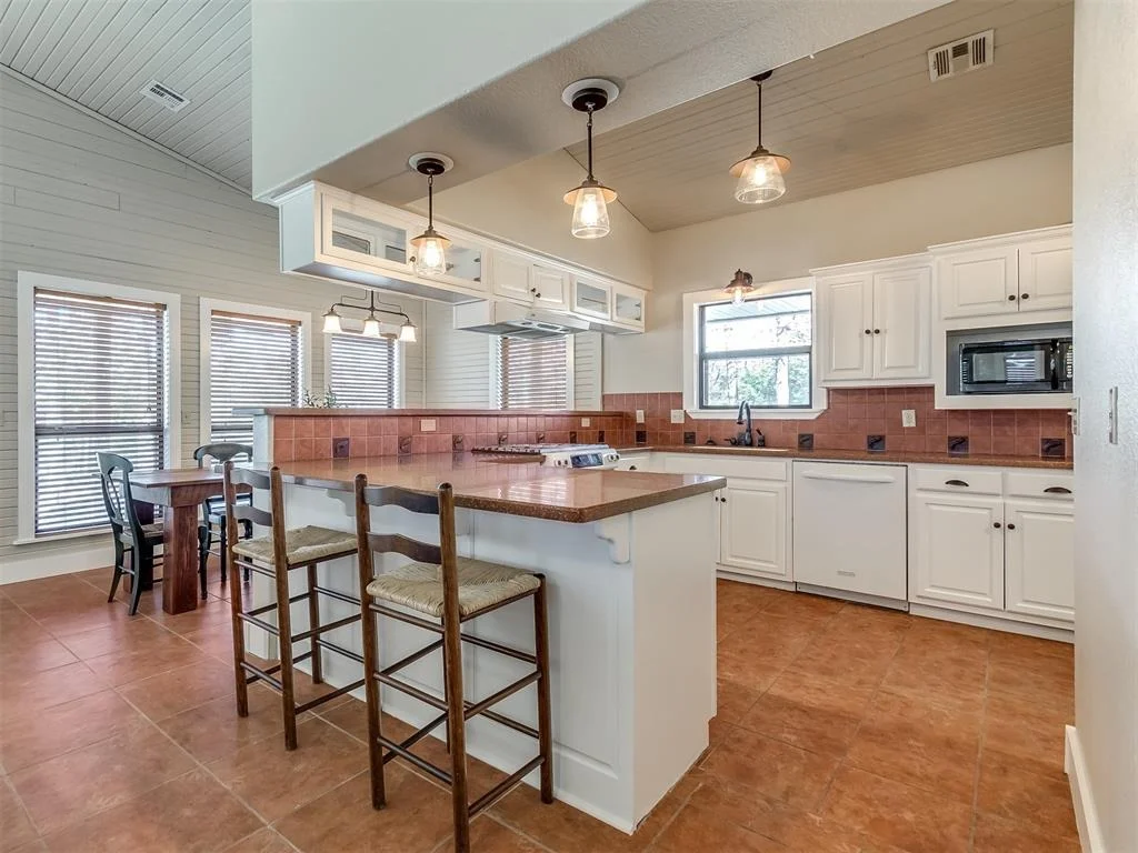 Photo of 1656 McNally Road