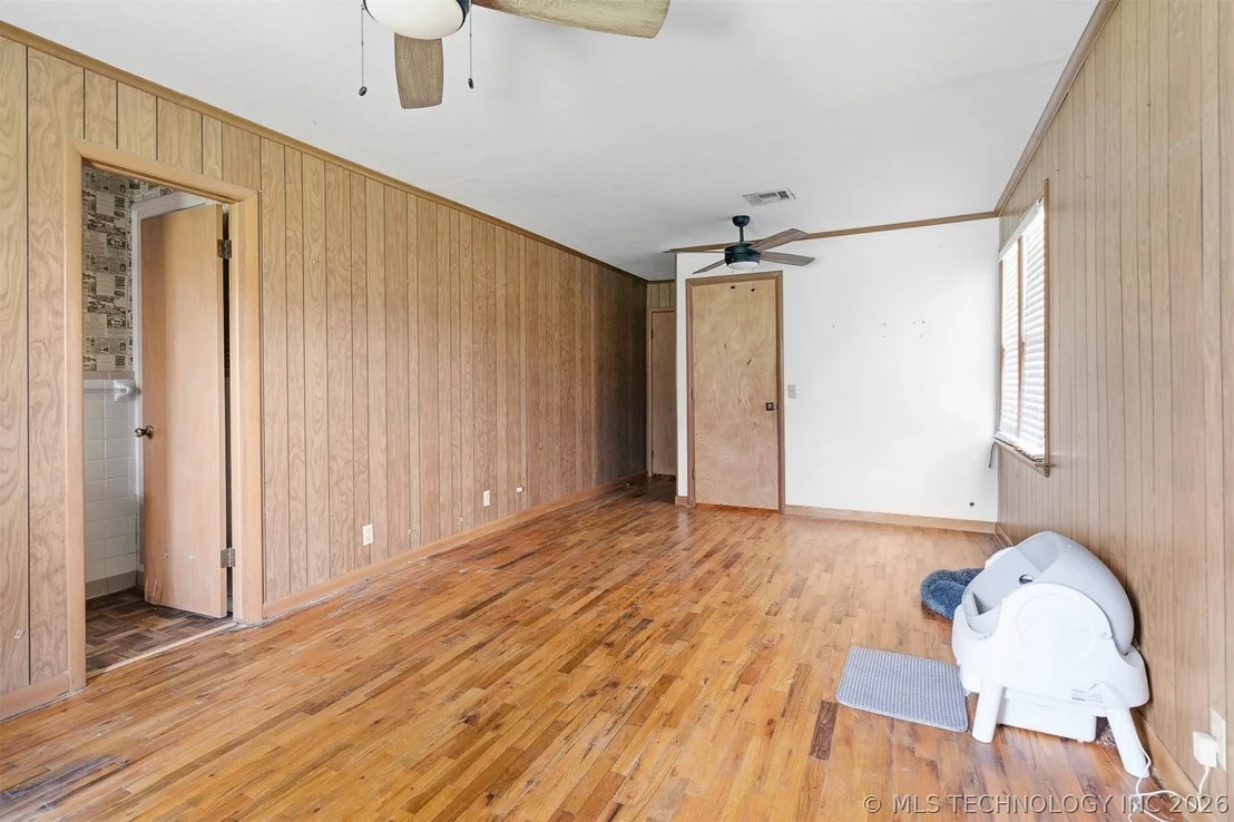 Photo of 302 3rd Street