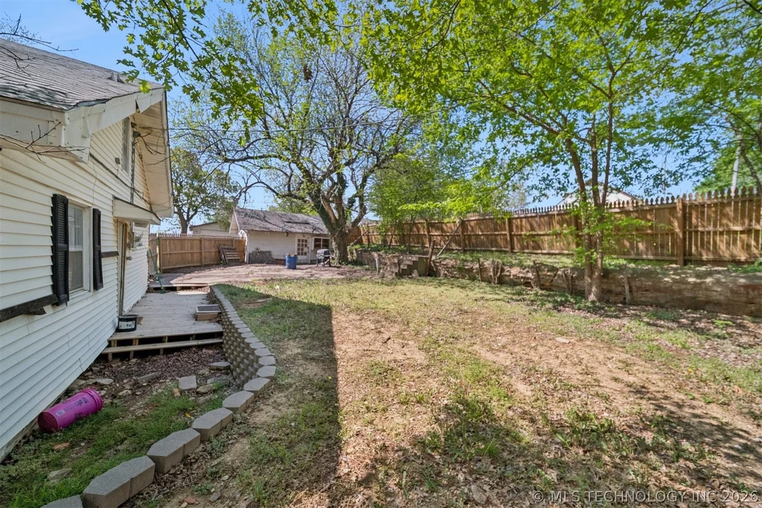Photo of 505 N Cimarron Avenue