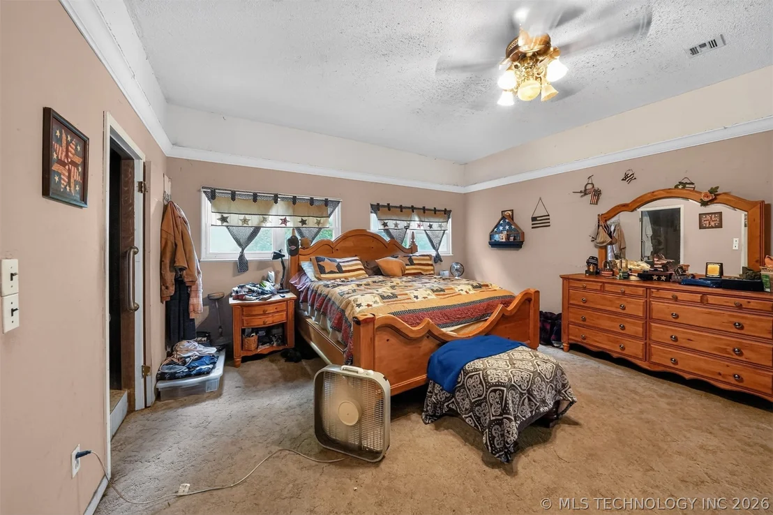 Photo of Unit S at 1286 Us-69