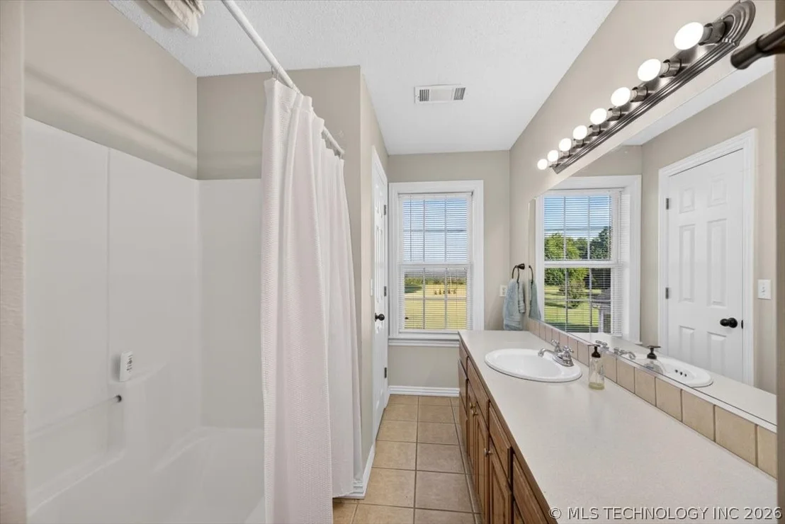 Photo of 34479 Cooper Road