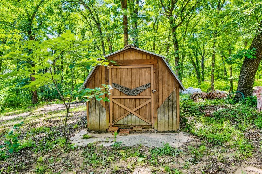 Photo of 3260 Howard Road