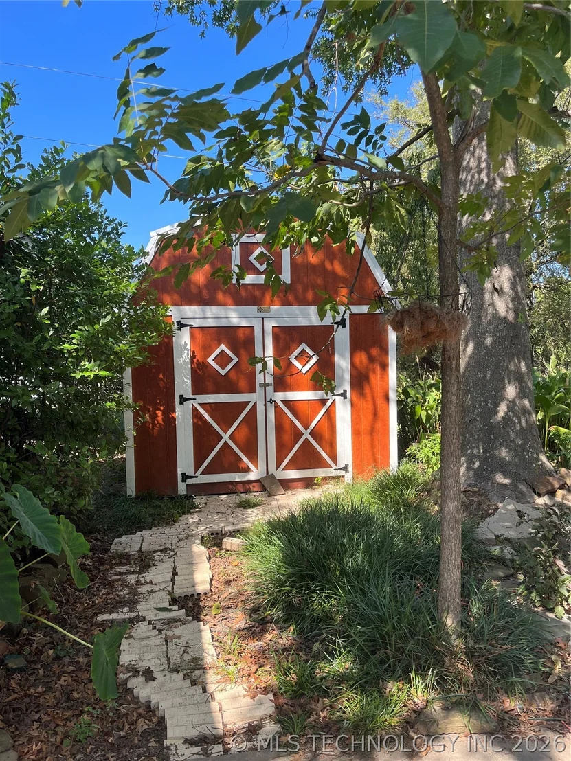 Photo of 101 Juniper Drive