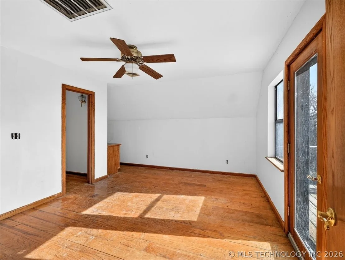 Photo of 22191 Carters Lake Road