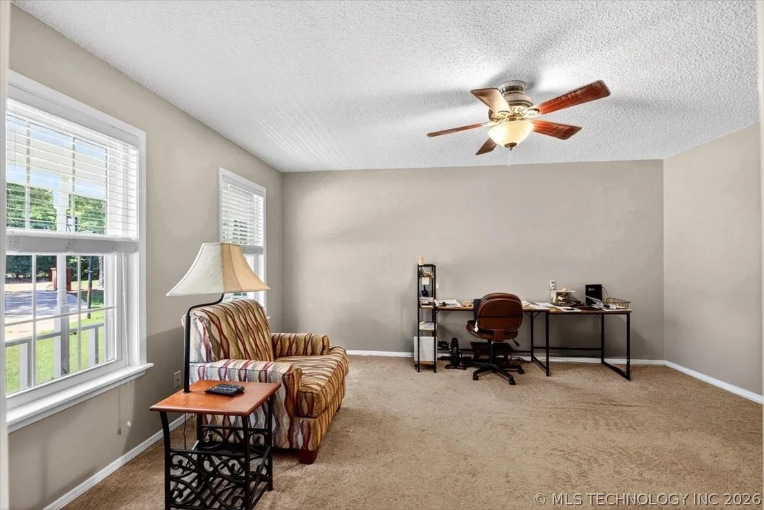 Photo of 36602 Ridge