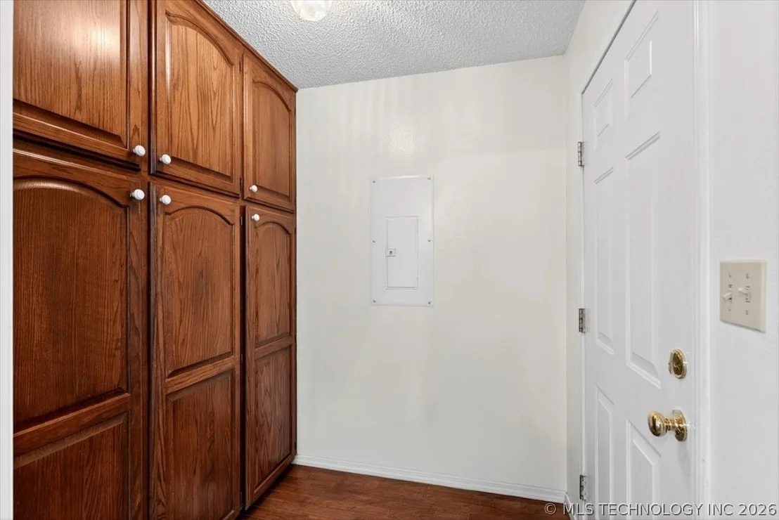 Photo of 36602 Ridge