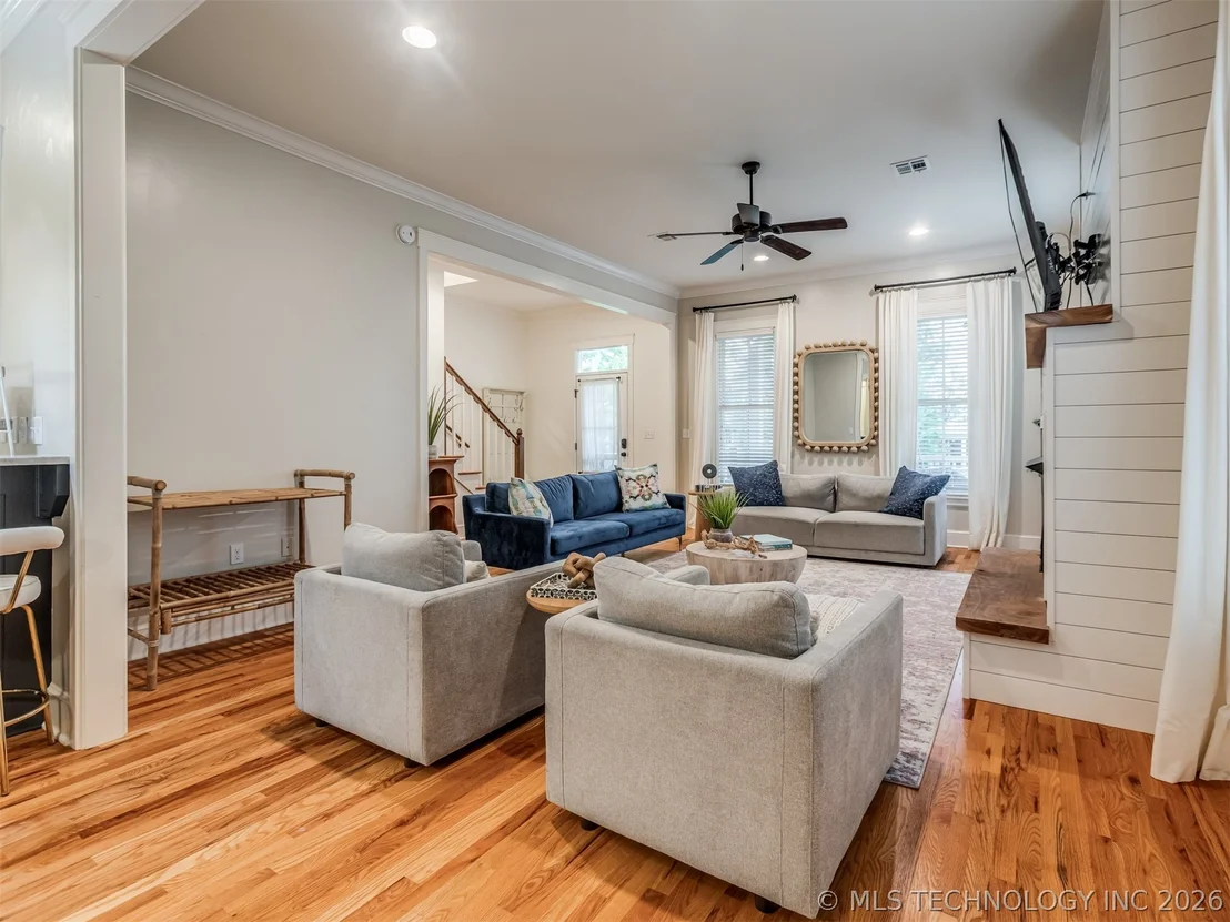 Photo of 25 Boulevard