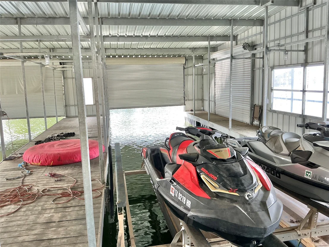 Photo of 493 N Sand Point Road