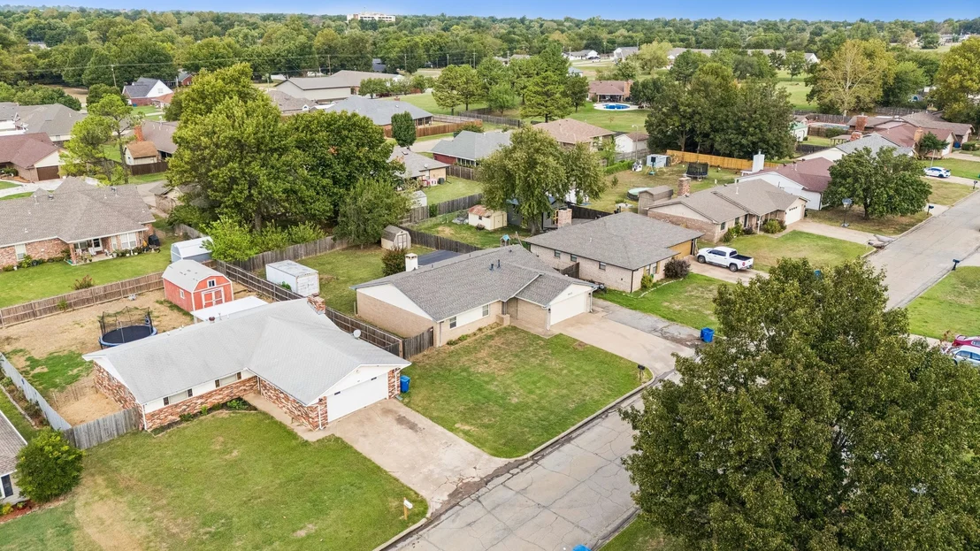 Photo of 903 Holmes