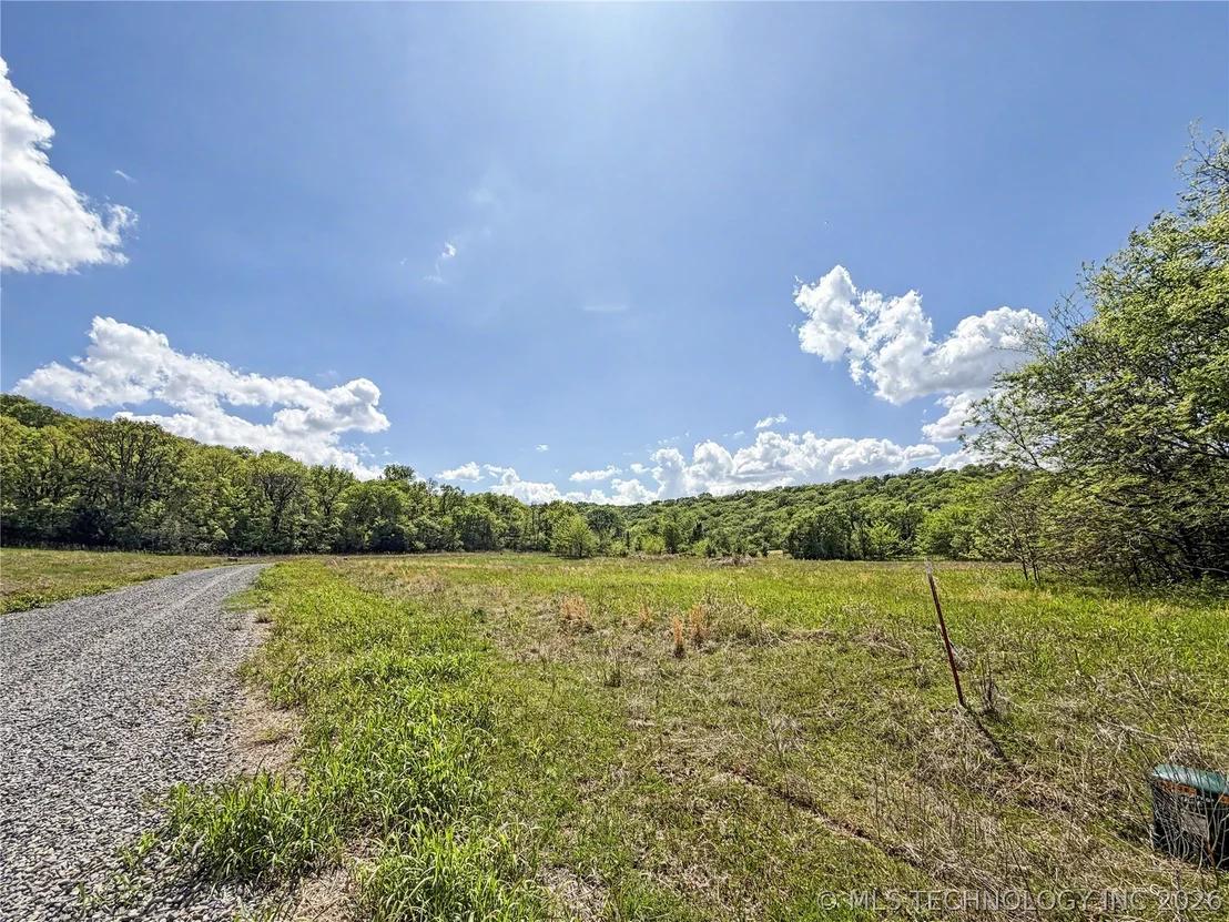 Photo of 420 S Thunder Road