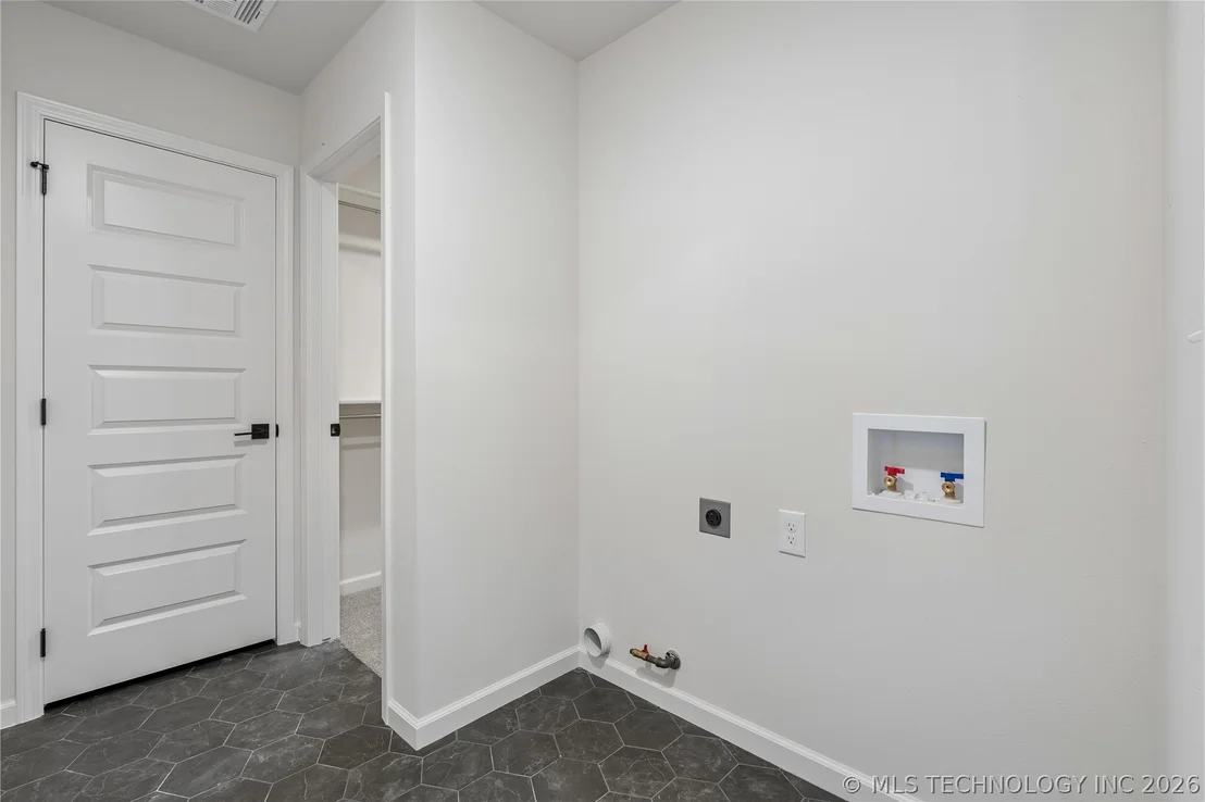 Photo of 1121 E Cherry Street