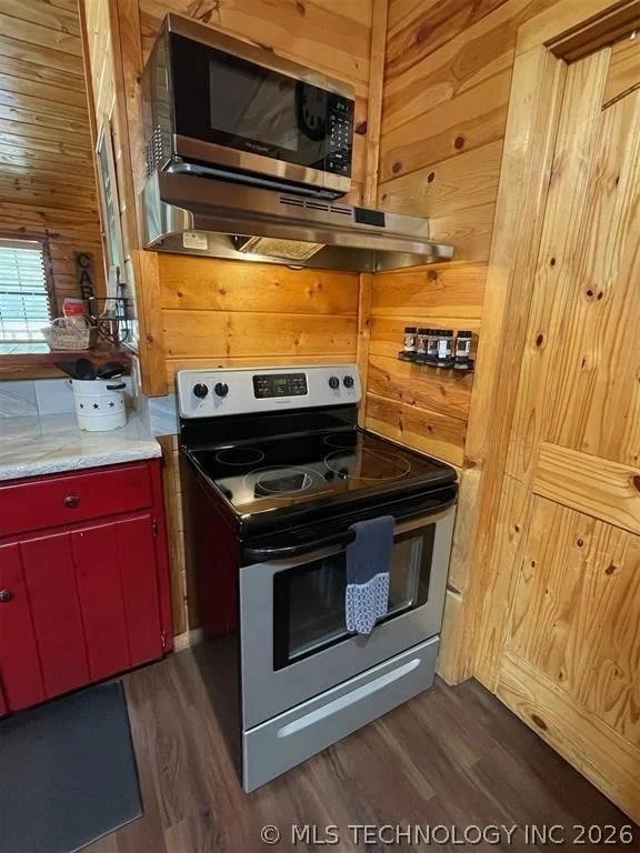 Photo of 609 Canoe Road