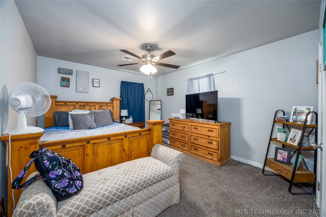 Photo of 647 Sawmill Road