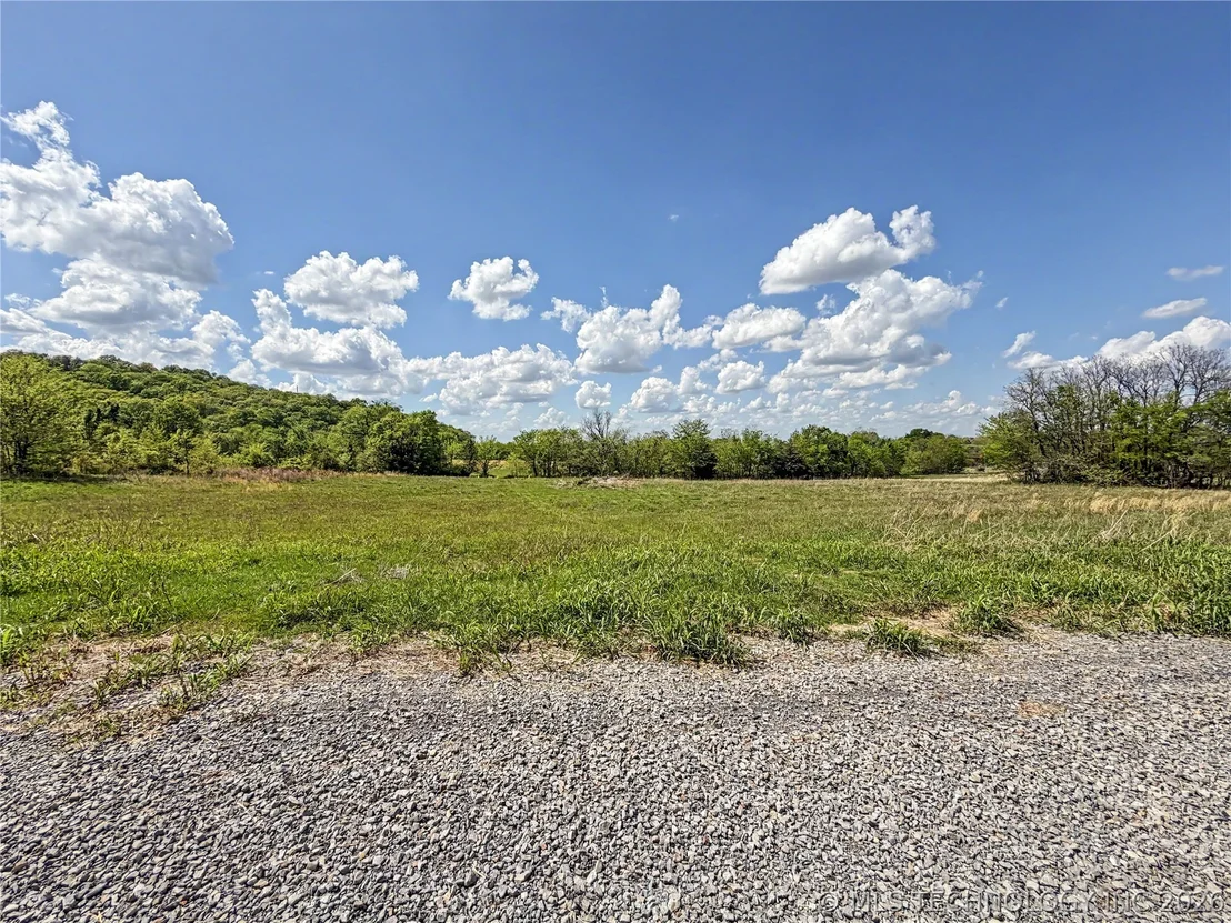 Photo of 420 S Thunder Road