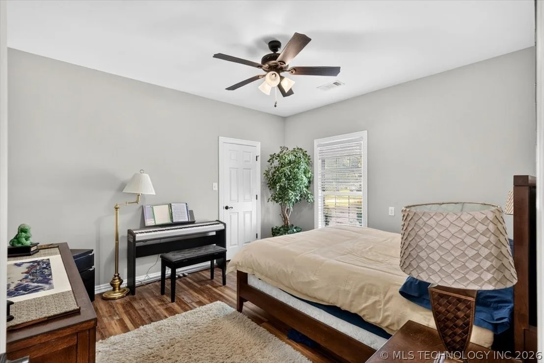 Photo of 34479 Cooper Road
