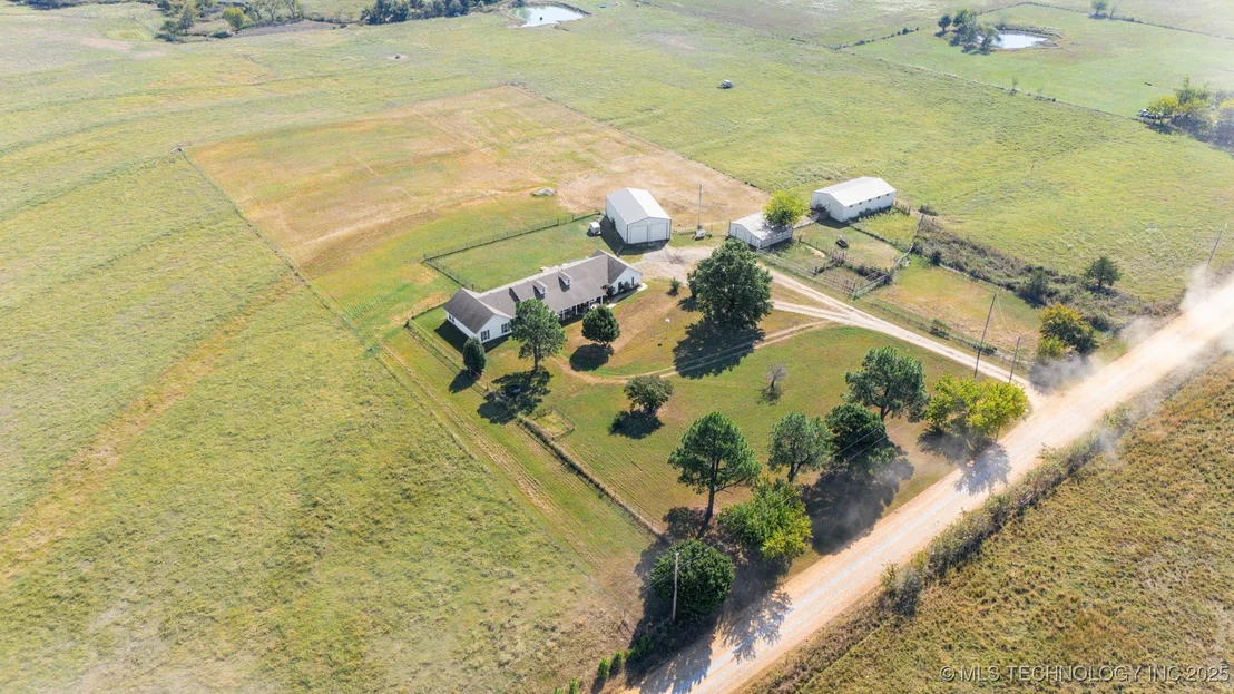 Photo of 109159 S 4210 Road