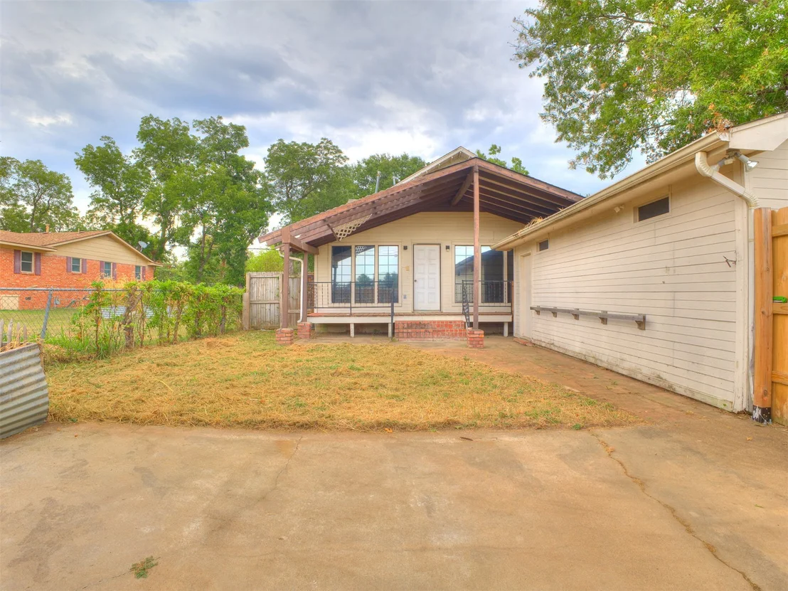 Photo of 211 N State Street