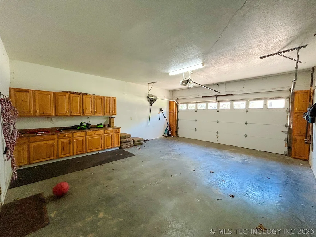Photo of 332 E Highland Avenue