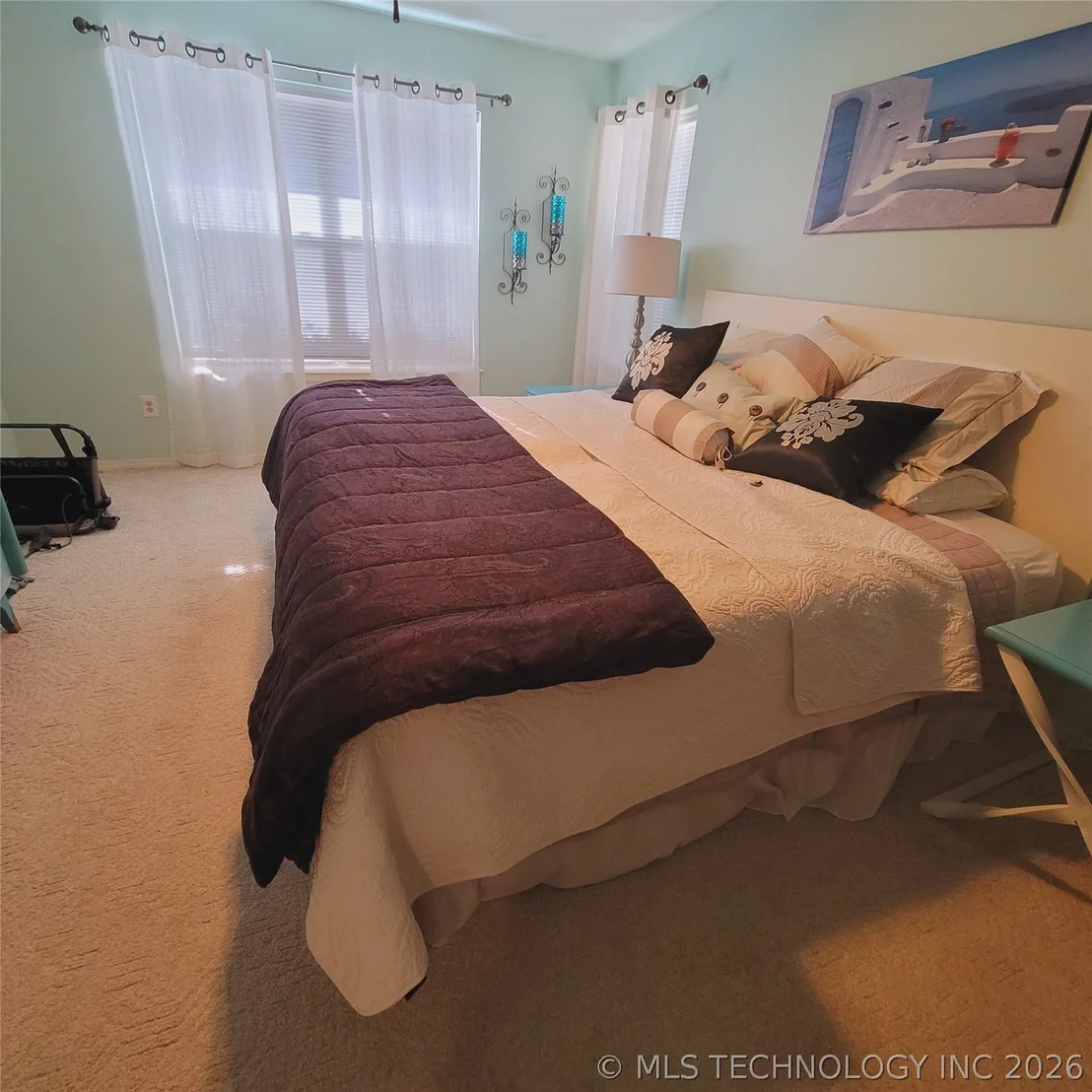 Photo of 105 Lakeview Drive