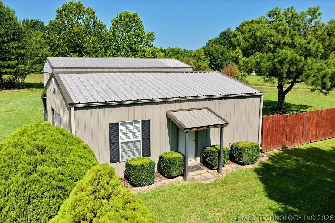 Photo of 120546 S 4160 Road