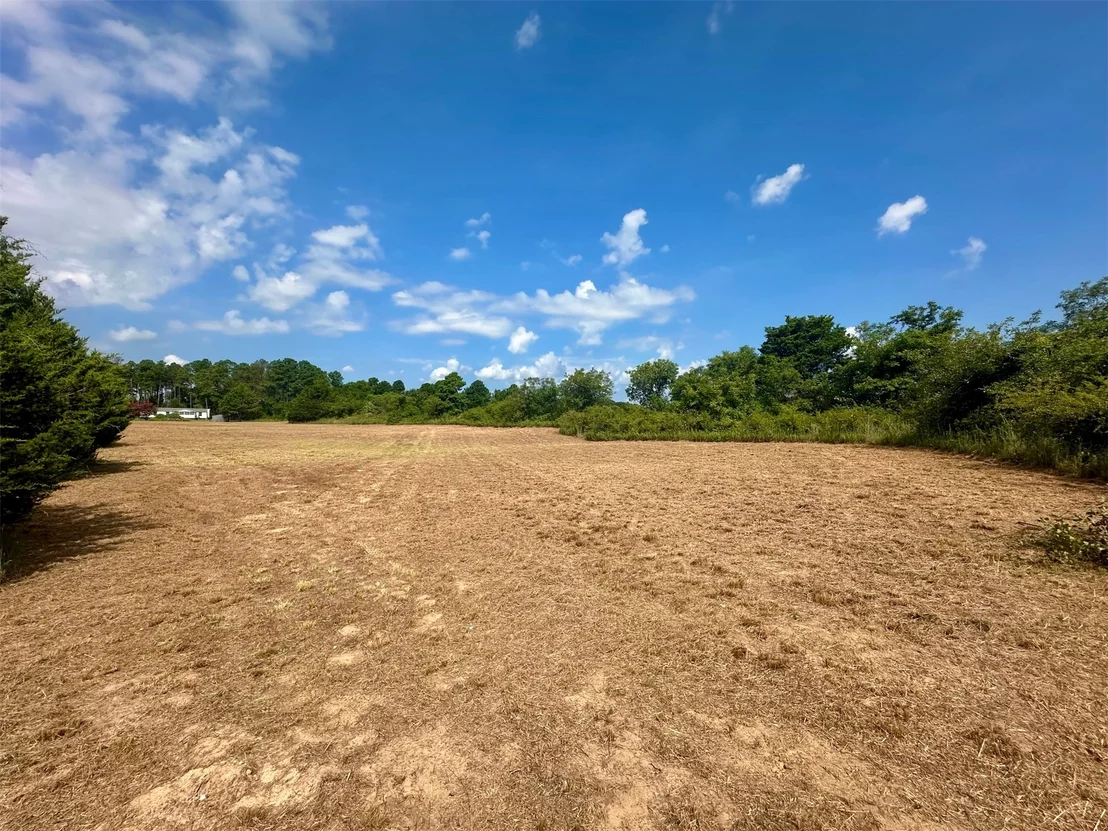 Photo of 21 Pineview Circle